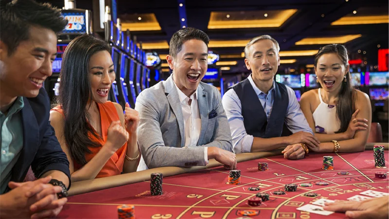 Giới thiệu tất tần tật bí quyết chơi ở các sòng bài casino 